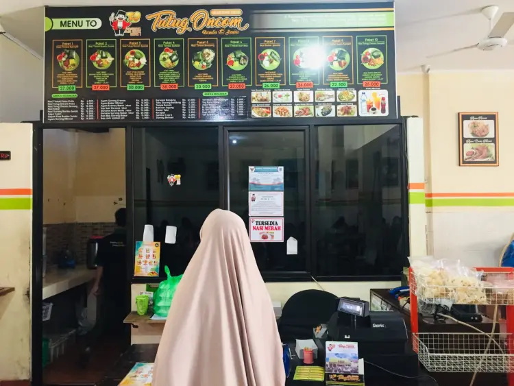 Warung Nasi Tutug Oncom Pamulang 4
