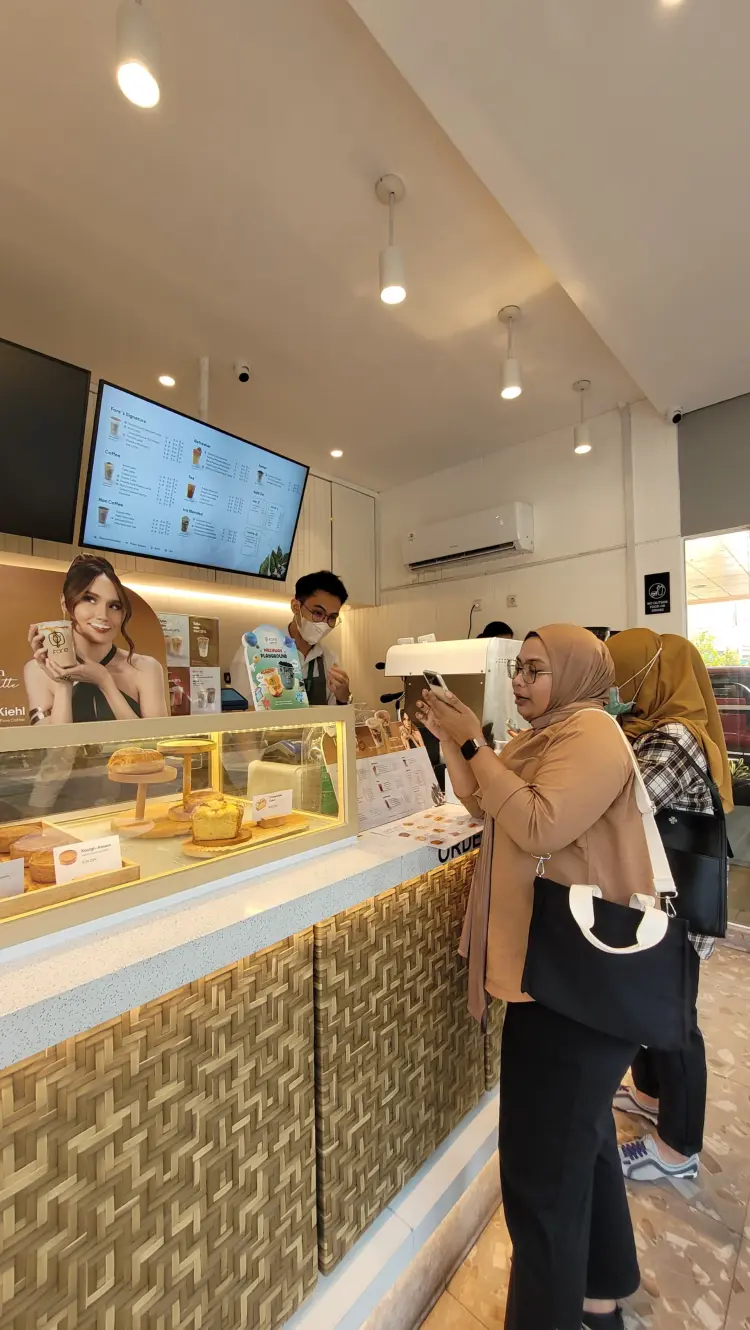 Fore Coffee - Araya Plaza, Malang 9