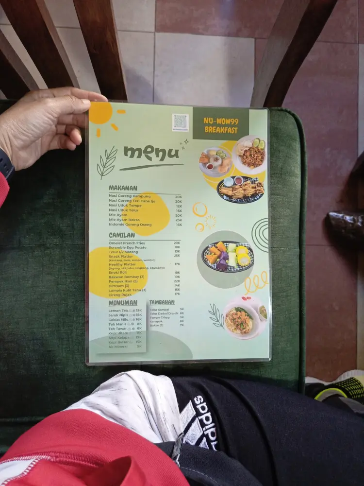 NUWOW 99 Cafe & Resto 5