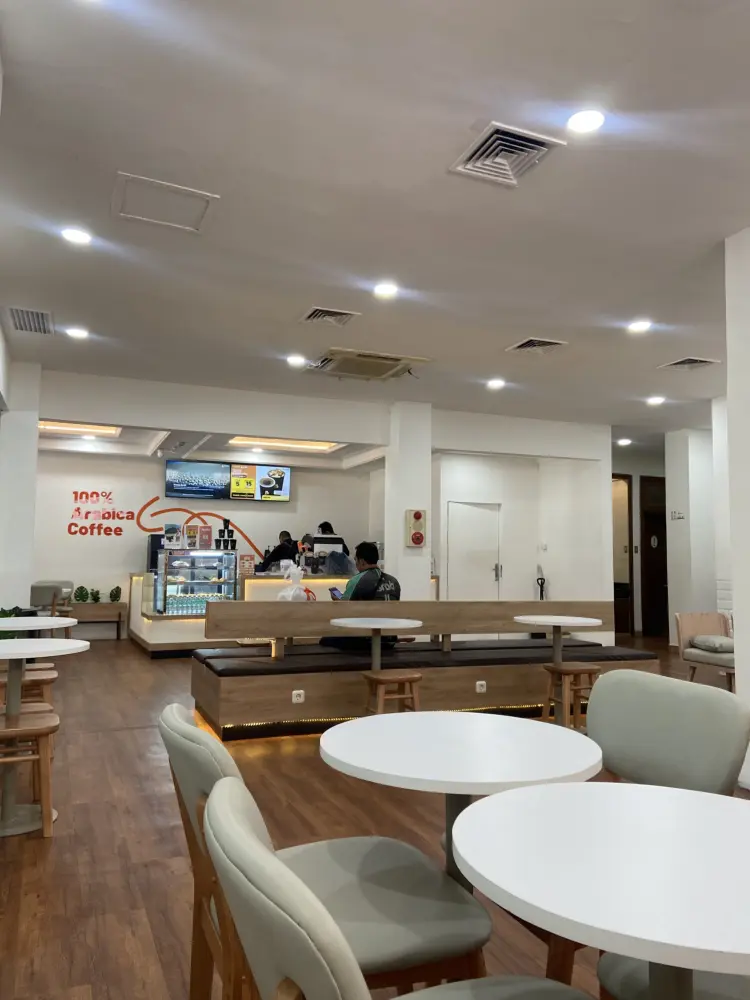 TOMORO COFFEE - Cideng 9