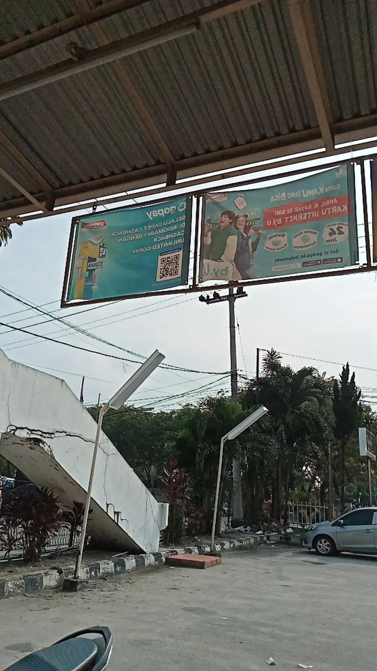 Indomaret SPBU Soekarno Hatta 1