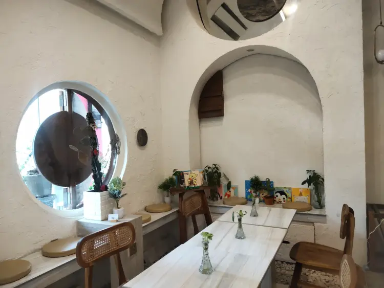 SAE EAT & POTTERY GADING SERPONG 8