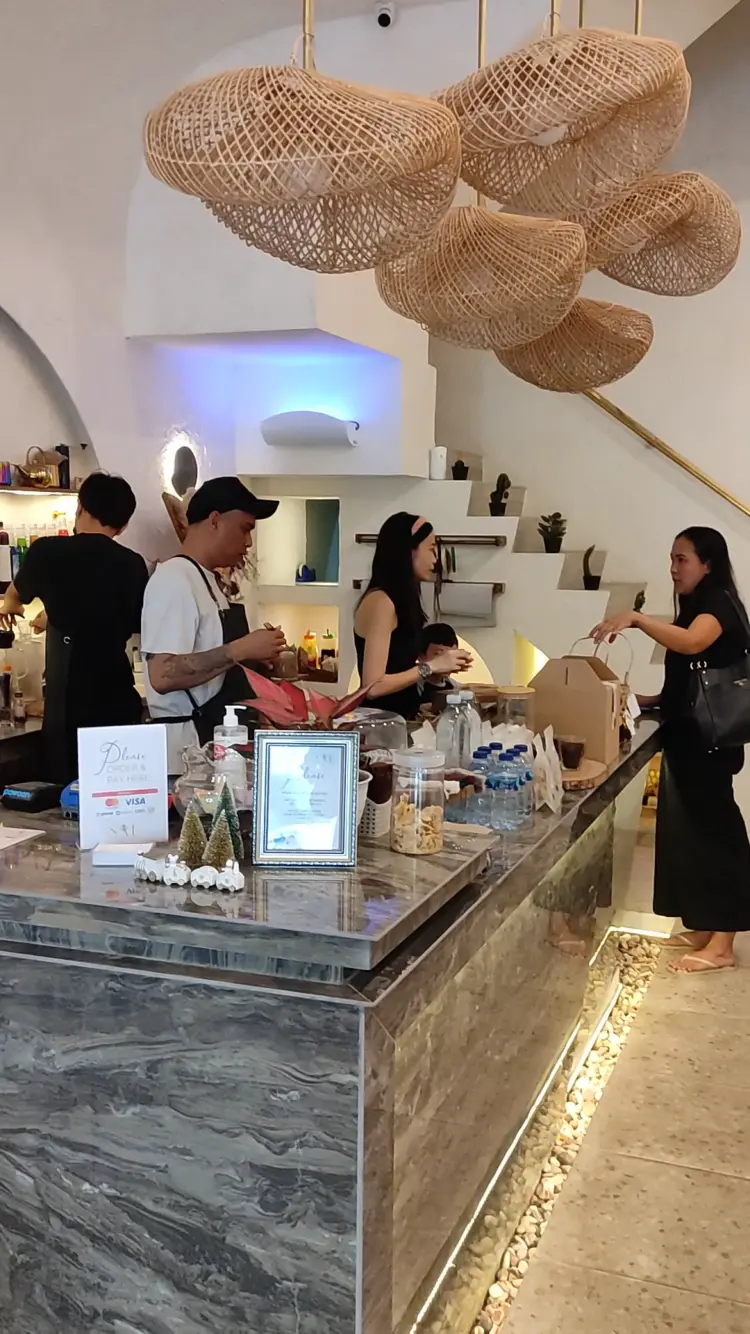 SAE EAT & POTTERY GADING SERPONG 6