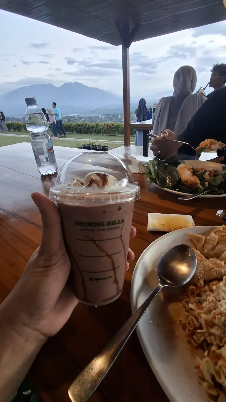 Bedeng Hills coffee and eatery 9