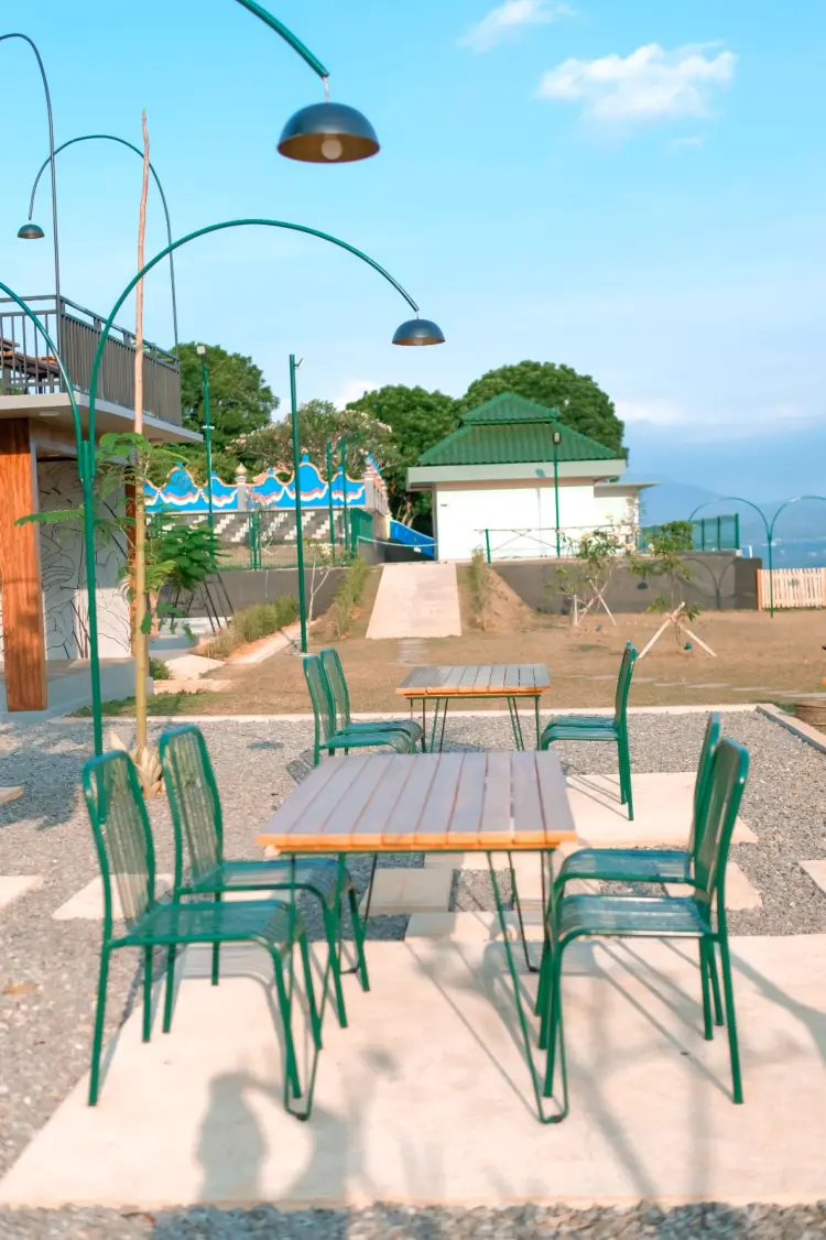 Bedeng Hills coffee and eatery 6