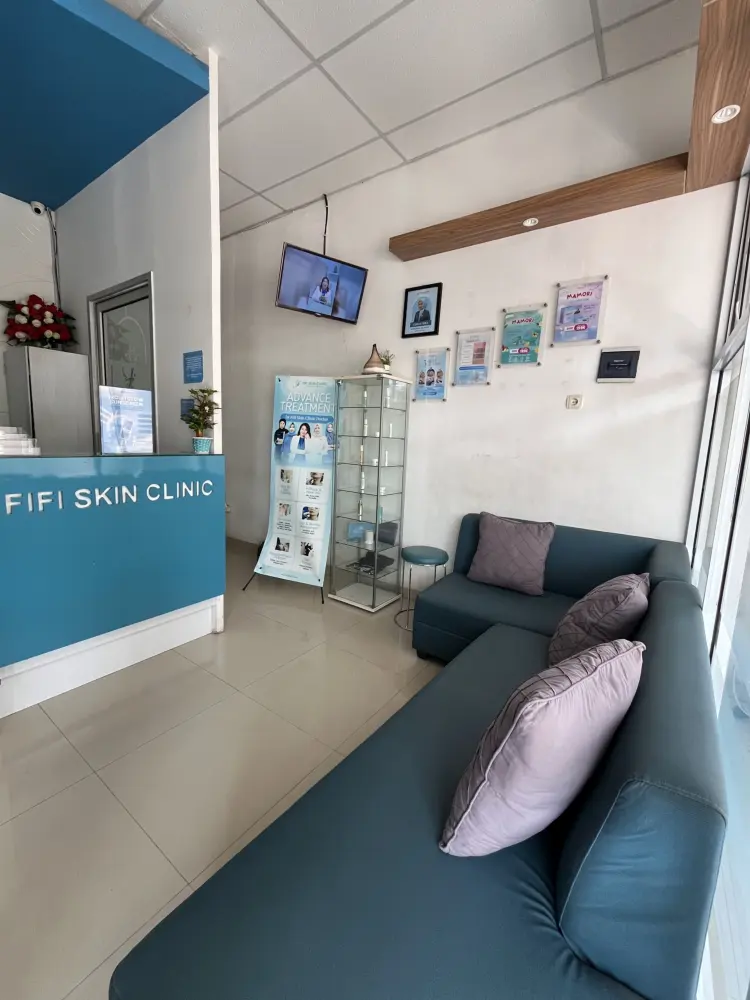 FIFI SKIN CLINIC COMAL 1