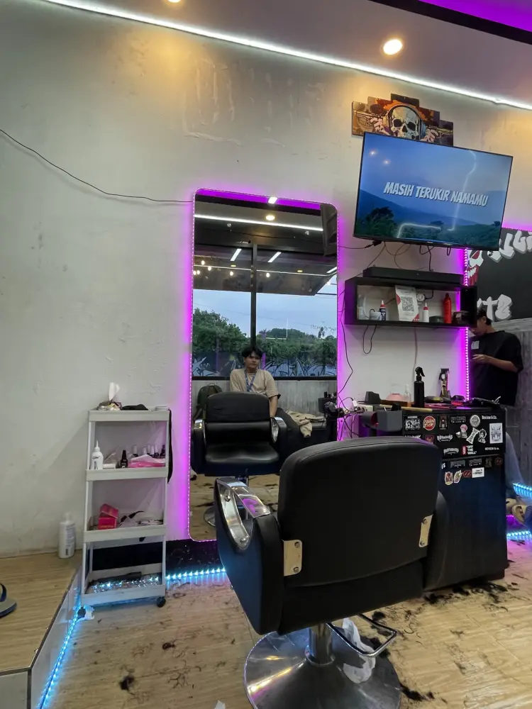 Skull Barber Studio 1