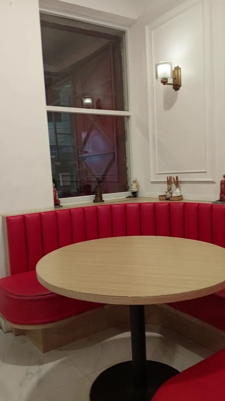 Papa Ron's Pizza - Gatot Subroto 8