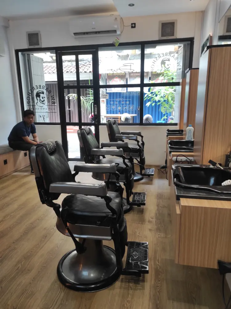 BW Barbershop and Coffee 1