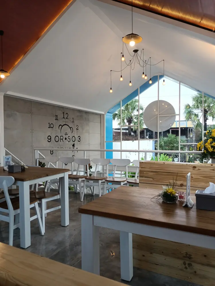 Orso Gelato & Cafe Pati 9