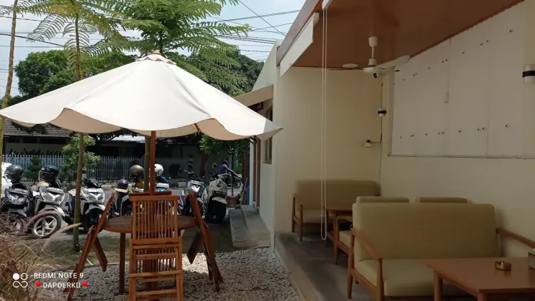 UUS Coffee and Eatery 3