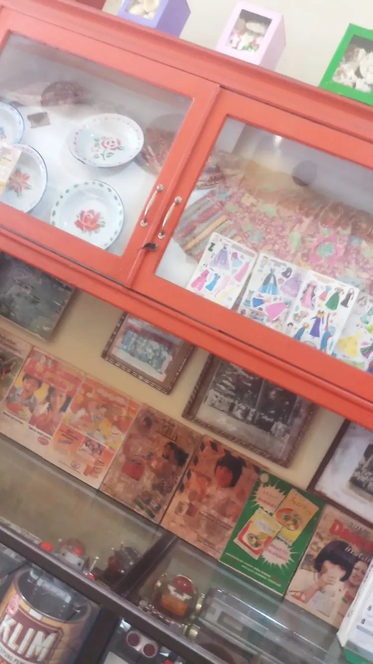 Bibik Sayur Cafe & Resto 7