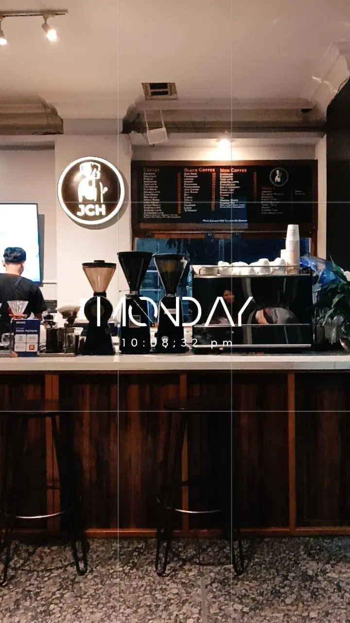 JAKARTA COFFEE HOUSE 6