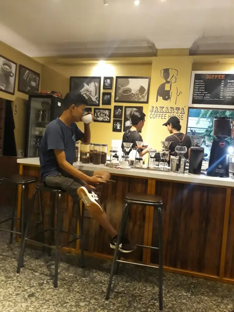 JAKARTA COFFEE HOUSE 3