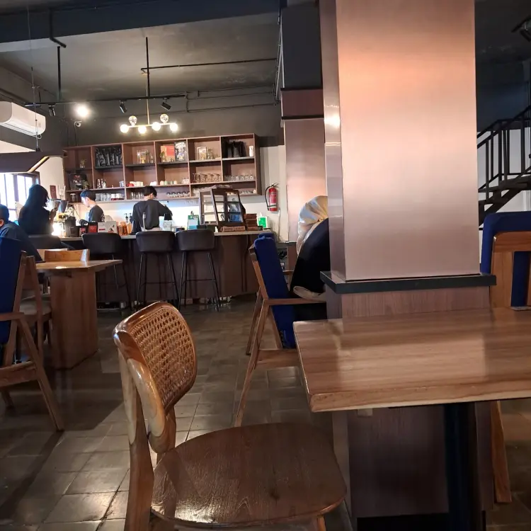 Kusmana Coffee & Food 3