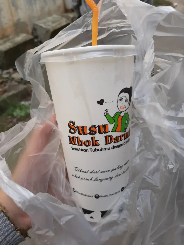 Susu Mbok Darmi Stasiun Gondangdia 2