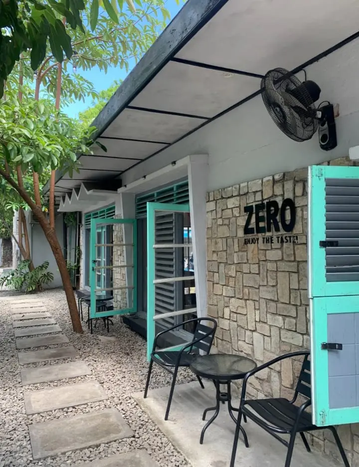 Zero Cafe 1
