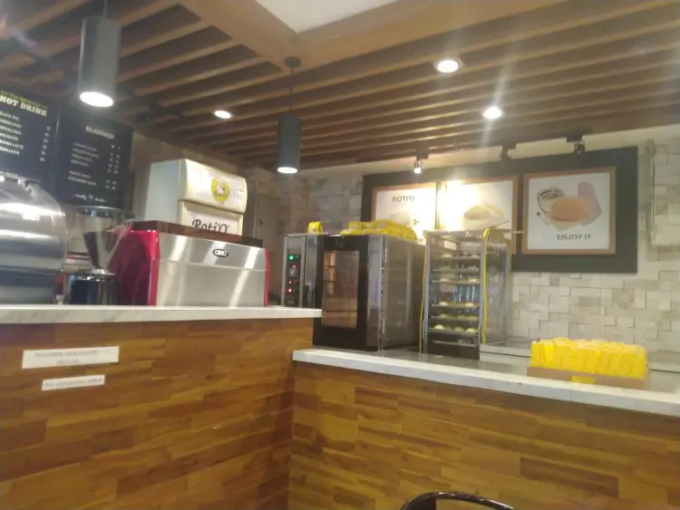 Roti'O - Stasiun Juanda 7