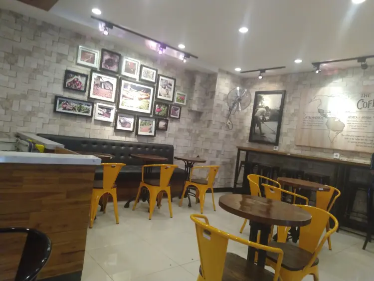 Roti'O - Stasiun Juanda 5