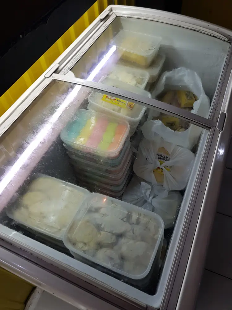 Kedai Durian Wak Roban 8