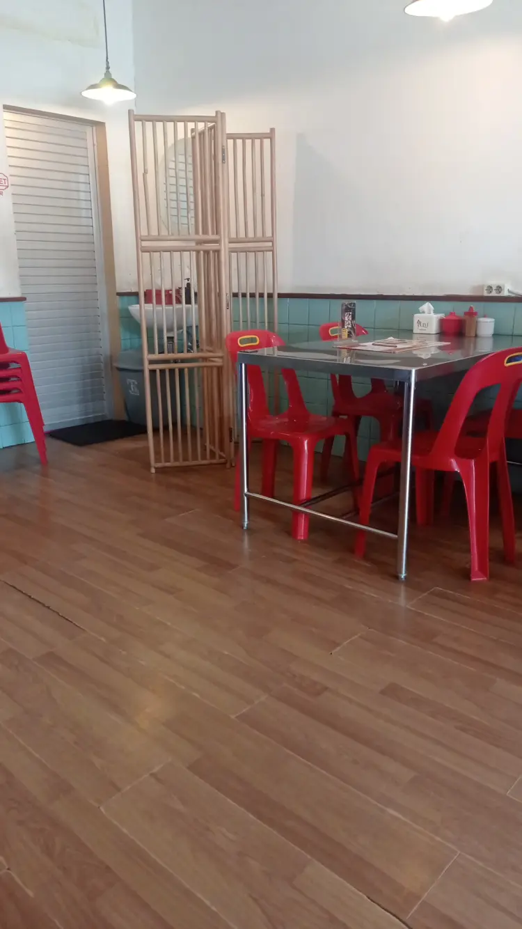 Sinar Utama Mie Ayam Setiap Hari 9