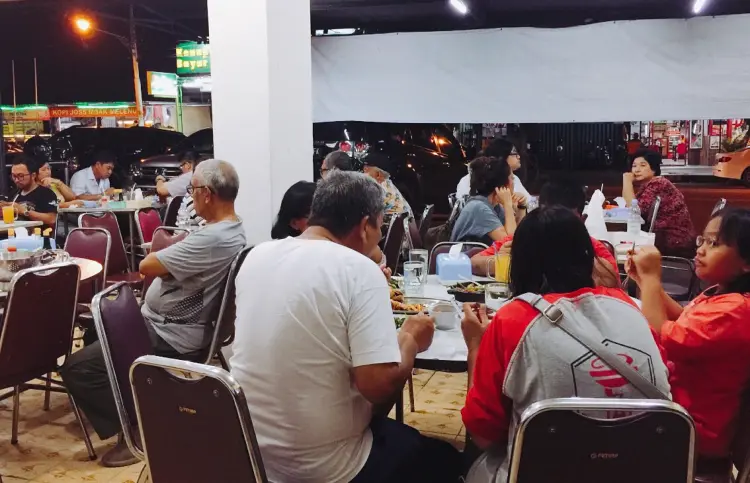 Tio Ciu Seafood & Chinese Food 10