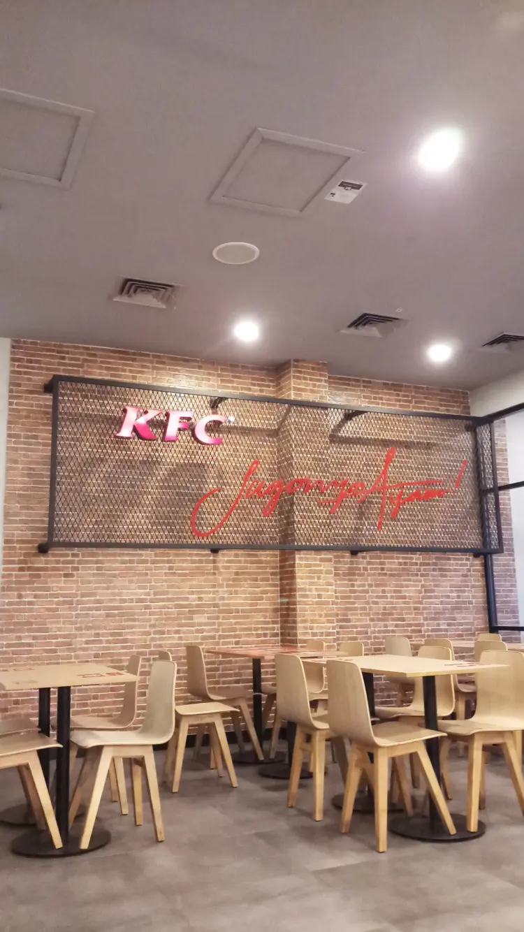 KFC ASAHAN Simpang Kawat 8