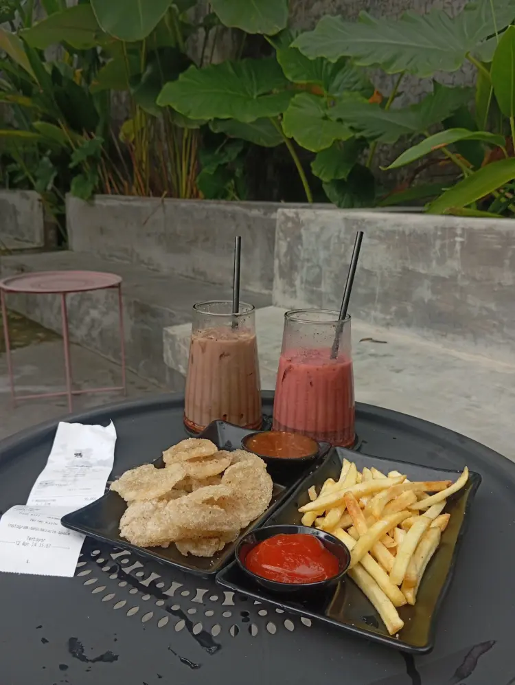 Sesama Social Space 7