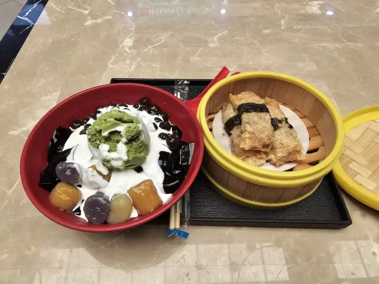 Hong Tang Healthy Dessert Villaggio, Karawang 7