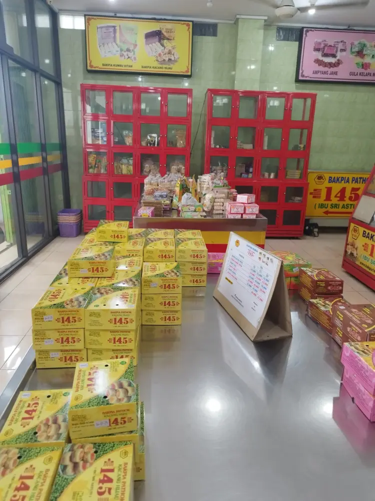 Bakpia Pathok 145 (IBU SRI ASTUTI) Jl.Solo 5