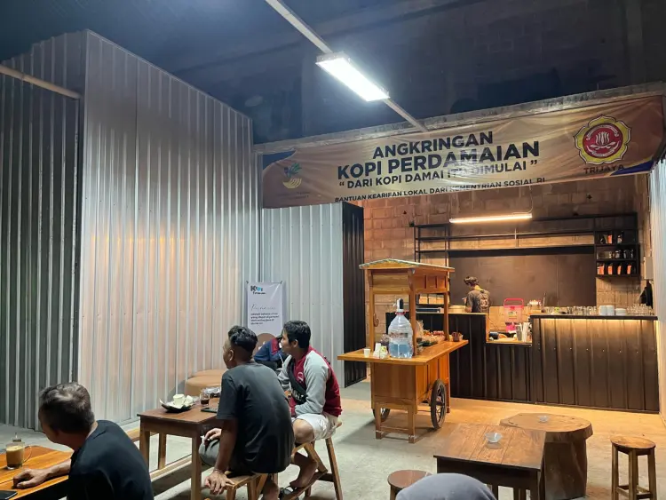 Kedai Kopi Tumuwuh 1
