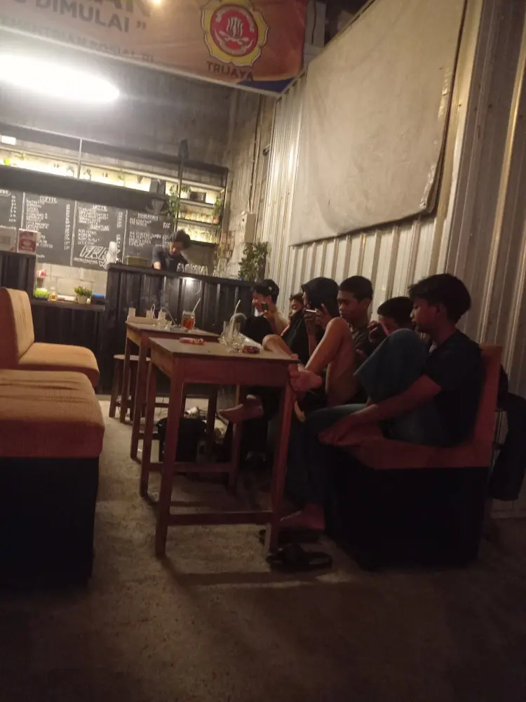 Kedai Kopi Tumuwuh 10