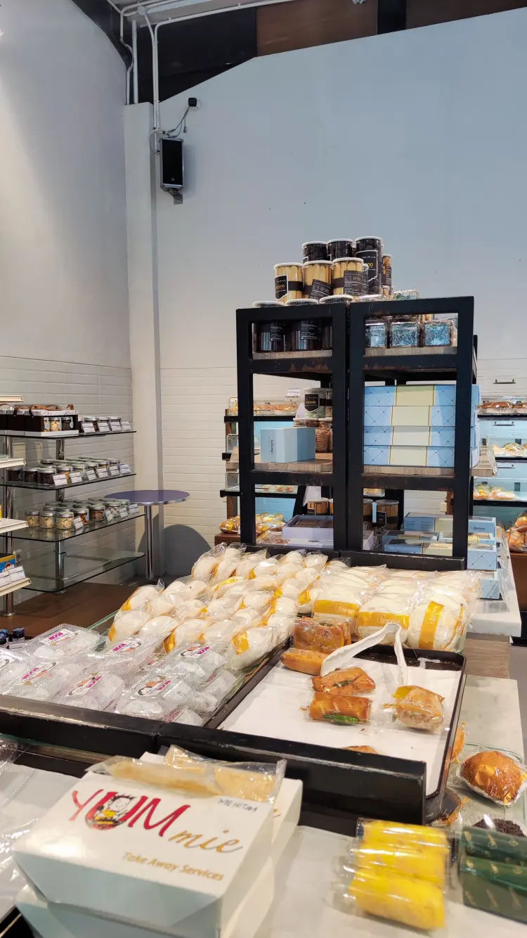 Banana Bread & Cakes Kebumen 8