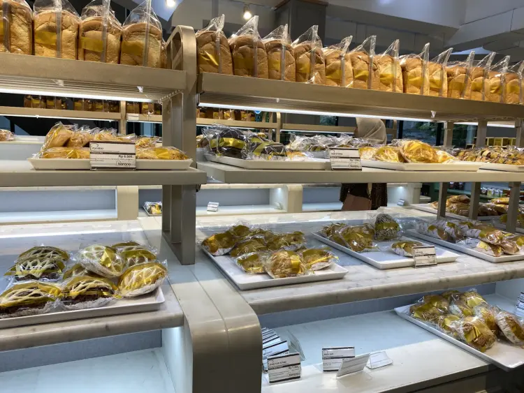 Banana Bread & Cakes Kebumen 4