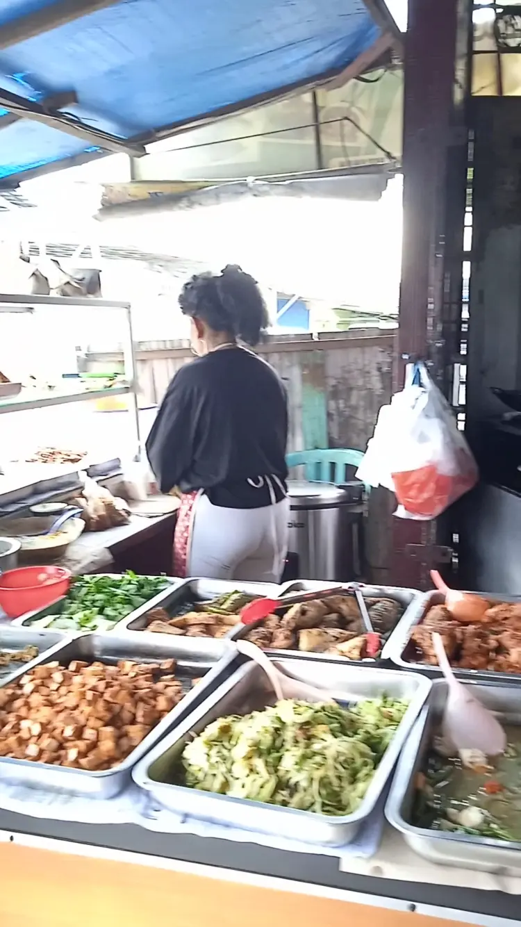 Warung Prasmanan Bu Sum 2