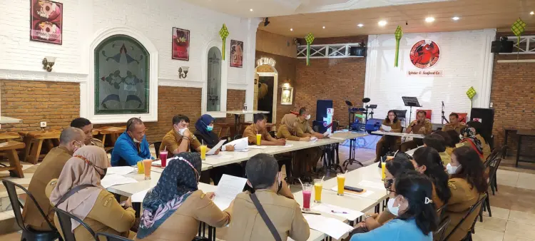 Mister Kebas 886 Cafe & Resto 9