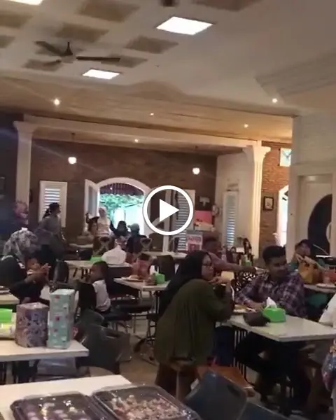 Mister Kebas 886 Cafe & Resto 5