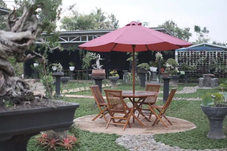 Cafe Keboen Plants & Resto 4