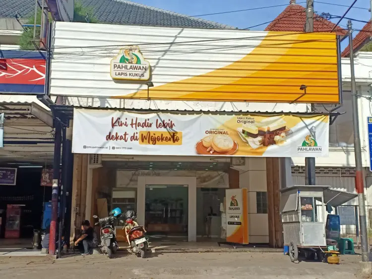 Lapis Kukus Pahlawan - Mojokerto 1