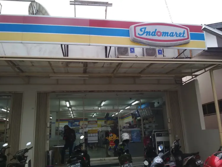 Indomaret Kadugede 1