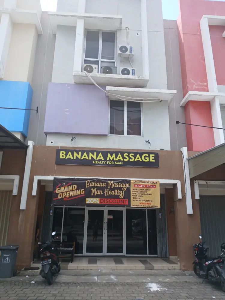 BANANA MASSAGE 1