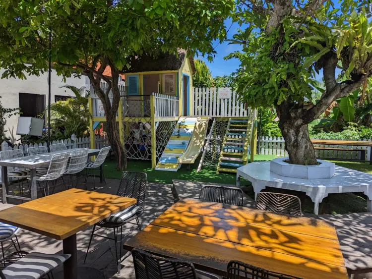 Milk & Madu Berawa 8