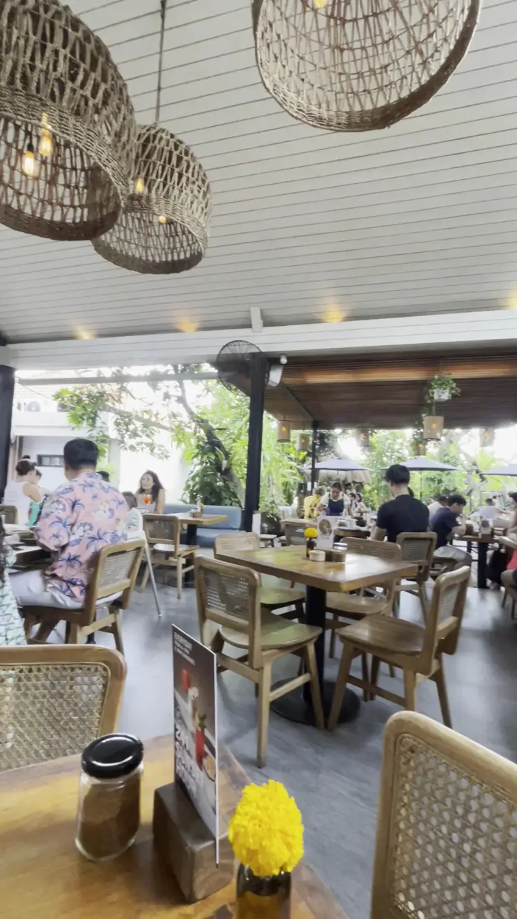 Milk & Madu Berawa 6