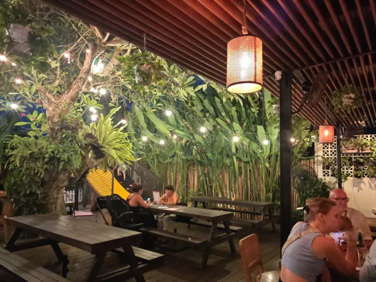 Milk & Madu Berawa 3