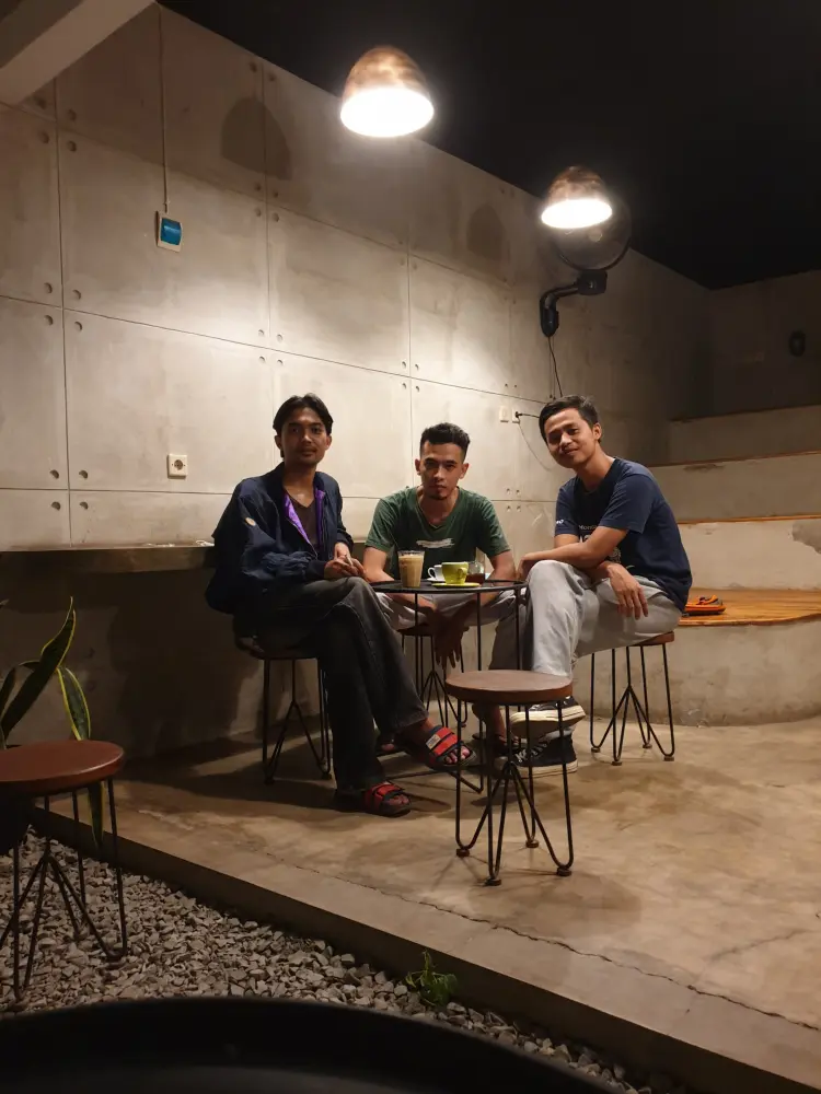 Kayu Putih Coffee Space 6