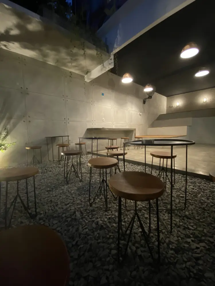 Kayu Putih Coffee Space 4