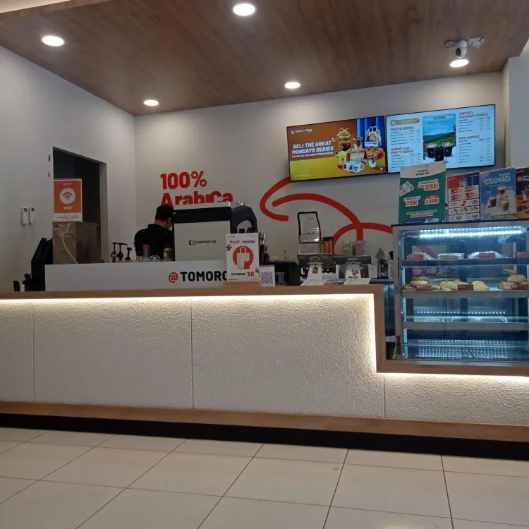 TOMORO COFFEE - Jakal UII 6