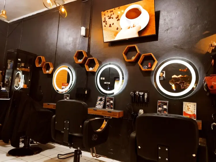 SHINE barbershop 1