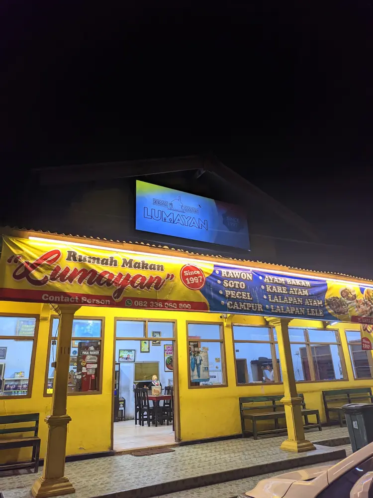 Warung Makan Lumayan Travel 1