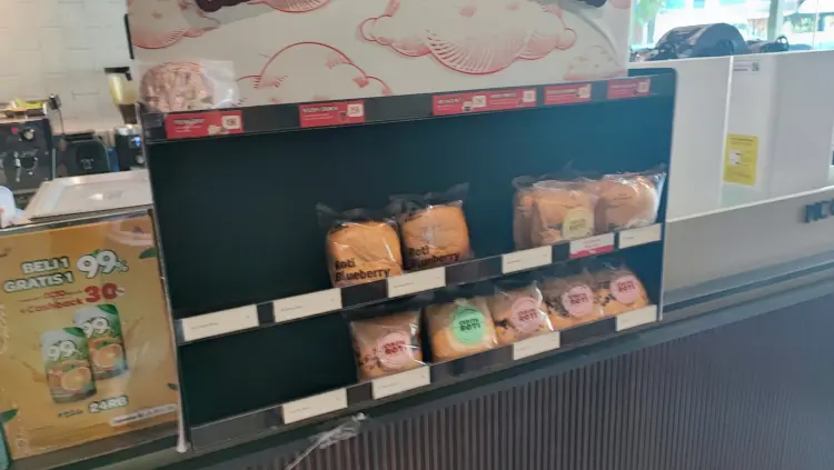 Kopi Kenangan - Rest Area KM 62B 6